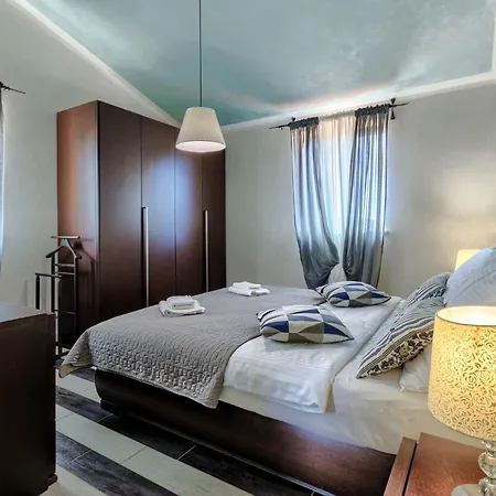 Wruss By Interhome Holiday home Nedescina