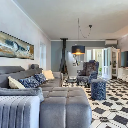 Wruss By Interhome * Nedeščina