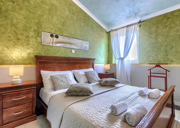 Wruss By Interhome Nedeščina