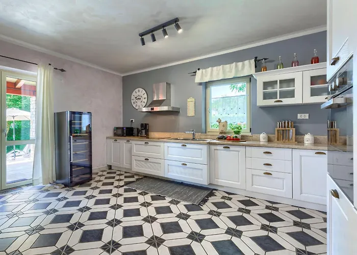 Wruss By Interhome Vakantiehuis Nedeščina